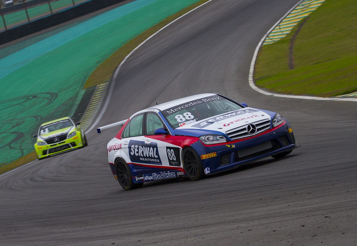 NASCAR Brasil: Leo e Rafa Reis defendem liderança em Londrina