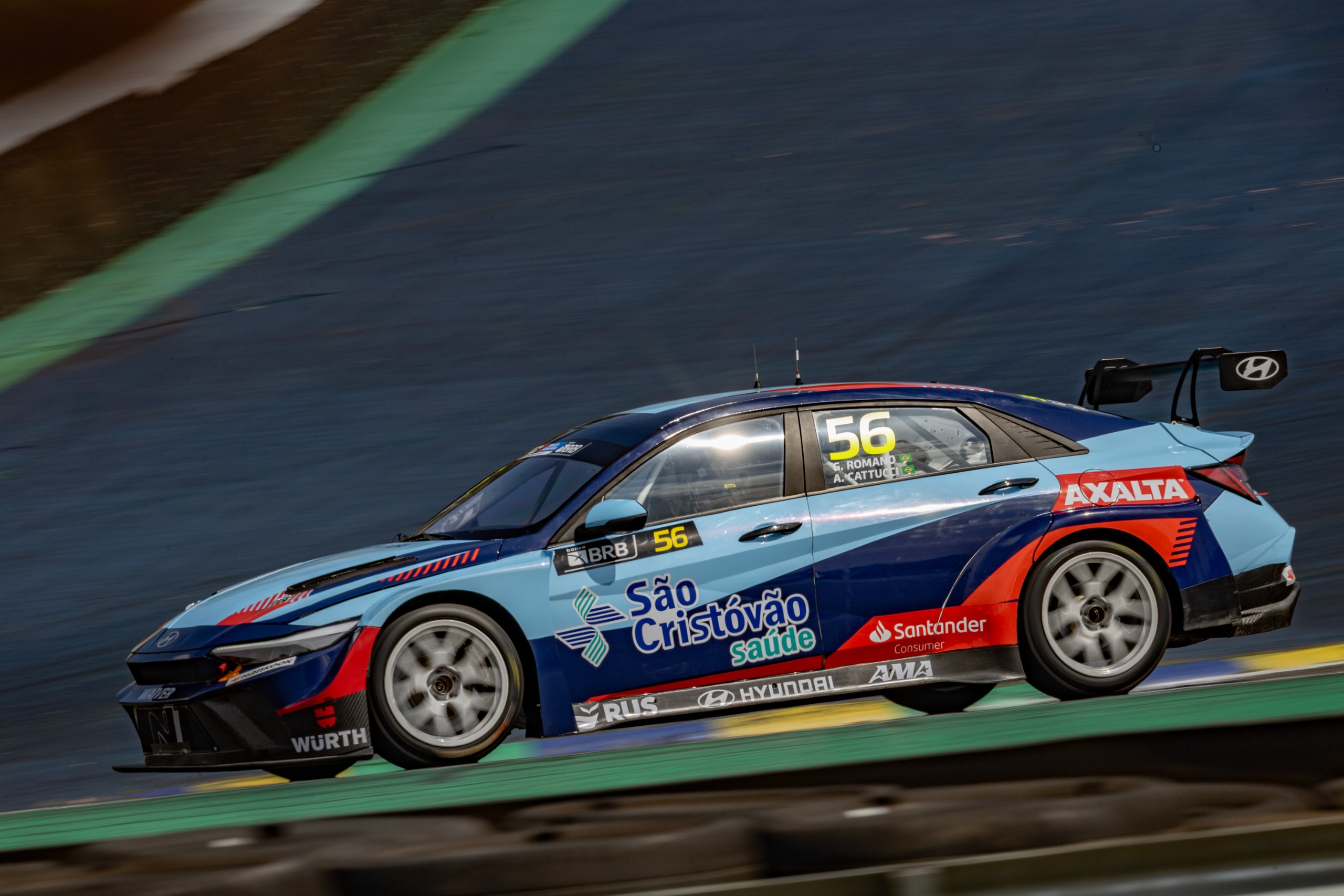 Gabryel Romano cresce na corrida e garante resultado sólido no Super Challenge do TCR Brasil